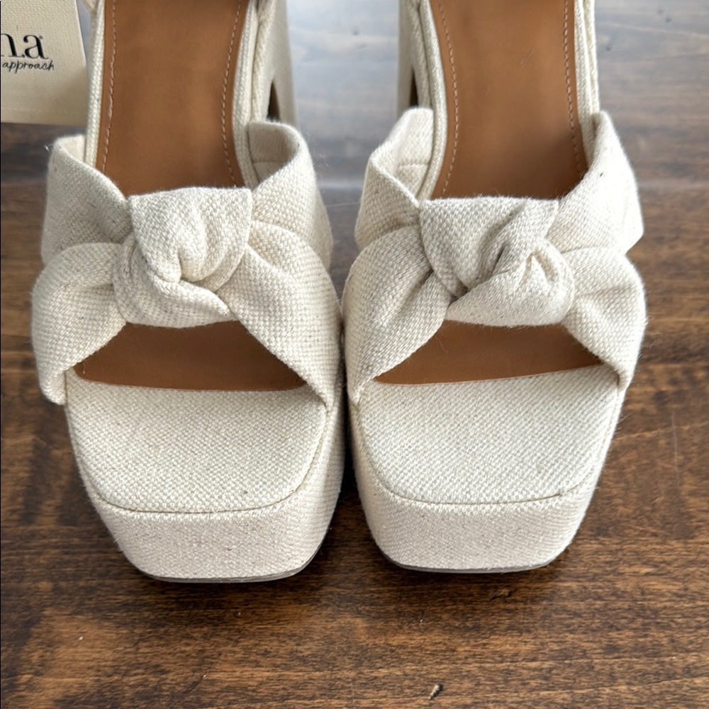 NWT a.n.a. Women's Holland Natural Platform Sandals Size 7.5 - Picture 3 of 9